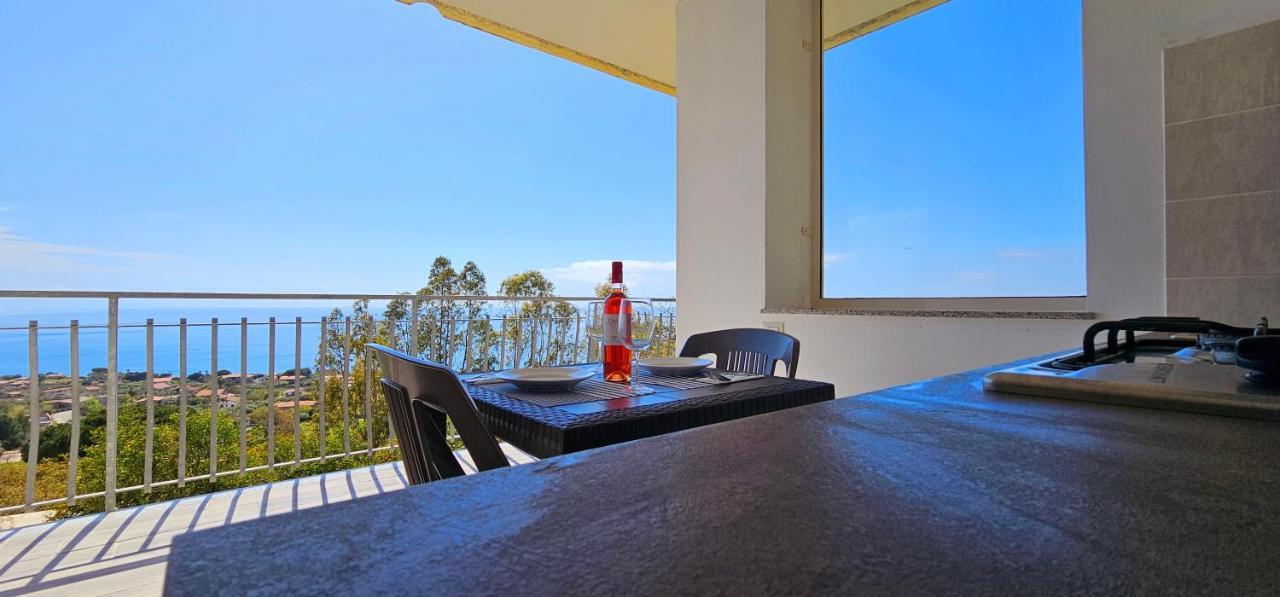Naturamare Apartments - Piscina Idromassaggio Con Vista Mare Aperta Fino Alle Ore 22-00 Капо-Ватикано Экстерьер фото